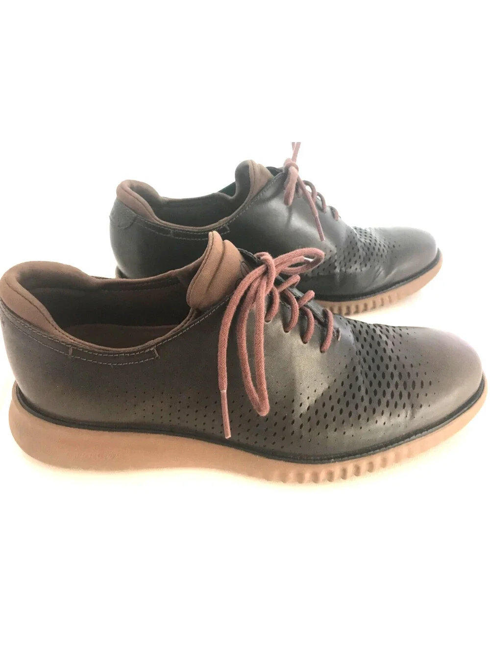 Cole Haan 2.ZEROGRAND Laser Wingtip Oxfords Tan Brown Men's Size 9 M Nice Shape.